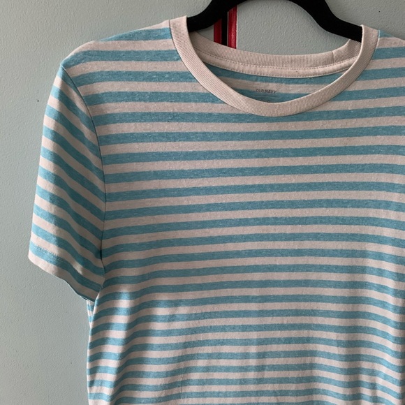 Discontinued Casual T-Shirt - Blue Horizontal Stripped Shirt - Picture 4 of 4